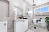 https://images.listonce.com.au/custom/160x/listings/52b-william-street-mount-waverley-vic-3149/354/00887354_img_07.jpg?zfzMx0Cpqqc