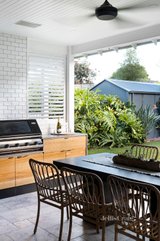 https://images.listonce.com.au/custom/160x/listings/53-alexandra-street-greensborough-vic-3088/149/01145149_img_25.jpg?MKiCOcLGVwc