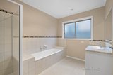 https://images.listonce.com.au/custom/160x/listings/53-alfredton-drive-alfredton-vic-3350/442/01747442_img_08.jpg?igrdDN0b5F4