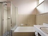 https://images.listonce.com.au/custom/160x/listings/53-alfriston-street-elwood-vic-3184/514/01793514_img_05.jpg?5HwZYXKYetI
