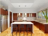 https://images.listonce.com.au/custom/160x/listings/53-baker-avenue-kew-east-vic-3102/899/01683899_img_07.jpg?XpngxkGhV7o
