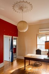 https://images.listonce.com.au/custom/160x/listings/53-barrow-street-coburg-vic-3058/122/01981122_img_13.jpg?6dbt8ENdd7k
