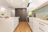 https://images.listonce.com.au/custom/160x/listings/53-belgravia-avenue-mont-albert-north-vic-3129/418/01684418_img_05.jpg?97bLNncA_VE