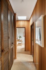 https://images.listonce.com.au/custom/160x/listings/53-berkeley-avenue-heidelberg-vic-3084/834/01727834_img_15.jpg?zjHpNn_153M
