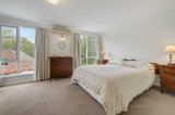 https://images.listonce.com.au/custom/160x/listings/53-celia-street-glen-iris-vic-3146/693/00361693_img_06.jpg?lhh1SwRDYJQ