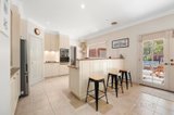 https://images.listonce.com.au/custom/160x/listings/53-darriwell-drive-mount-helen-vic-3350/992/01628992_img_09.jpg?_uTCT_89ENg