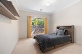 https://images.listonce.com.au/custom/160x/listings/53-darriwell-drive-mount-helen-vic-3350/992/01628992_img_19.jpg?_laxVFWqGDo