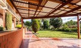https://images.listonce.com.au/custom/160x/listings/53-grandview-road-wheelers-hill-vic-3150/986/01988986_img_07.jpg?ePKqwNmMn4s
