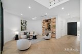 https://images.listonce.com.au/custom/160x/listings/53-grenfell-road-mount-waverley-vic-3149/028/01809028_img_02.jpg?TDTdwooAouU