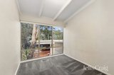 https://images.listonce.com.au/custom/160x/listings/53-grove-street-eltham-vic-3095/903/01937903_img_07.jpg?IWkSaDUeyC8