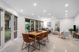 https://images.listonce.com.au/custom/160x/listings/53-holland-road-blackburn-south-vic-3130/915/01295915_img_04.jpg?tsDWqpUf2mM