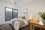 https://images.listonce.com.au/custom/160x/listings/53-jarvis-avenue-croydon-vic-3136/776/01550776_img_10.jpg?J8dDBiZ2Hw8