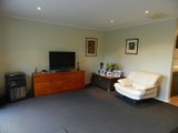 https://images.listonce.com.au/custom/160x/listings/53-kipling-avenue-mooroolbark-vic-3138/002/01524002_img_05.jpg?ryk4ddgZWc4