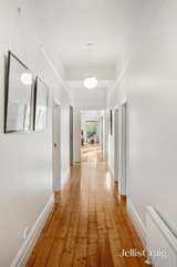 https://images.listonce.com.au/custom/160x/listings/53-murphy-street-brighton-vic-3186/085/01753085_img_16.jpg?HszqzUUKgQU