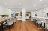 https://images.listonce.com.au/custom/160x/listings/53-oak-hill-road-mount-waverley-vic-3149/689/01948689_img_03.jpg?kcAqK-hCJMY
