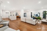 https://images.listonce.com.au/custom/160x/listings/53-oak-hill-road-mount-waverley-vic-3149/689/01948689_img_12.jpg?8KTVpywpo_c