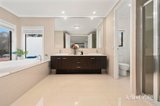 https://images.listonce.com.au/custom/160x/listings/53-oak-hill-road-mount-waverley-vic-3149/689/01948689_img_20.jpg?rgS5LeJMi9k