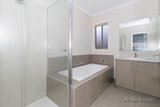 https://images.listonce.com.au/custom/160x/listings/53-oshannassy-parade-lucas-vic-3350/432/01724432_img_07.jpg?mKqs2tuGlJU