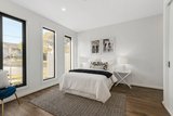 https://images.listonce.com.au/custom/160x/listings/53-pepperell-avenue-glen-waverley-vic-3150/590/00942590_img_10.jpg?ygKGo-7lNJY