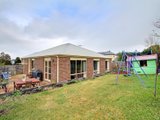 https://images.listonce.com.au/custom/160x/listings/53-pinoak-drive-yarra-glen-vic-3775/306/01525306_img_10.jpg?hJiX2bsMK58