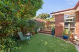 https://images.listonce.com.au/custom/160x/listings/53-rosstrevor-crescent-mitcham-vic-3132/823/01011823_img_08.jpg?Ks3seC15i3U