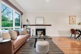 https://images.listonce.com.au/custom/160x/listings/53-smith-avenue-croydon-vic-3136/982/01680982_img_03.jpg?2vOk9wxOn_4