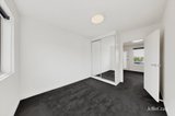 https://images.listonce.com.au/custom/160x/listings/53-smith-street-thornbury-vic-3071/233/01893233_img_11.jpg?1ANVBxgk9Ws