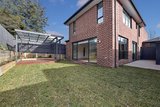 https://images.listonce.com.au/custom/160x/listings/53-stanley-road-vermont-south-vic-3133/398/01910398_img_04.jpg?fQwclAkmWYA