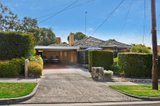 https://images.listonce.com.au/custom/160x/listings/53-stanley-street-bulleen-vic-3105/658/00487658_img_02.jpg?oAcKBWgxW58