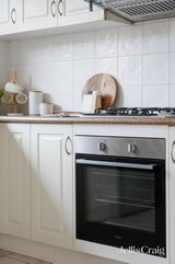 https://images.listonce.com.au/custom/160x/listings/53-wattle-drive-watsonia-vic-3087/315/01742315_img_07.jpg?axRXn550H4Q