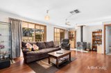https://images.listonce.com.au/custom/160x/listings/53-westview-court-kyneton-vic-3444/257/01898257_img_03.jpg?d0QBkY-7YhY