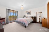 https://images.listonce.com.au/custom/160x/listings/53-westview-court-kyneton-vic-3444/257/01898257_img_08.jpg?AlrzaNSyMZs