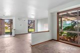 https://images.listonce.com.au/custom/160x/listings/53-white-avenue-romsey-vic-3434/792/01933792_img_03.jpg?kuDf8h7jUtI