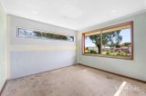 https://images.listonce.com.au/custom/160x/listings/53-white-avenue-romsey-vic-3434/792/01933792_img_10.jpg?k88xlObSyMw