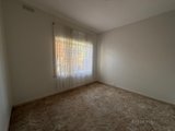 https://images.listonce.com.au/custom/160x/listings/53-whitelaw-street-reservoir-vic-3073/964/01811964_img_06.jpg?Q3N2dCy1vv8