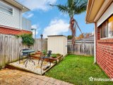 https://images.listonce.com.au/custom/160x/listings/530-cave-hill-road-lilydale-vic-3140/500/01526500_img_04.jpg?rBkdZJwp2BU