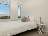 https://images.listonce.com.au/custom/160x/listings/531-graham-street-port-melbourne-vic-3207/208/01088208_img_08.jpg?R2fxlOsFS50