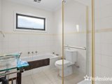 https://images.listonce.com.au/custom/160x/listings/5317-dorset-road-croydon-vic-3136/027/01526027_img_10.jpg?WSymm685BgU