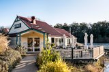 https://images.listonce.com.au/custom/160x/listings/532-king-street-daylesford-vic-3460/517/01896517_img_30.jpg?XRqKgPsiU3A