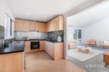 https://images.listonce.com.au/custom/160x/listings/533-holyrood-street-hampton-vic-3188/477/01766477_img_04.jpg?xzCB2JR1KlA