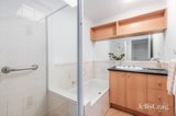 https://images.listonce.com.au/custom/160x/listings/533-holyrood-street-hampton-vic-3188/477/01766477_img_09.jpg?aEPU0MH3fbM