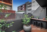 https://images.listonce.com.au/custom/160x/listings/536-newry-street-richmond-vic-3121/399/01965399_img_06.jpg?YVmV9gIDtnc