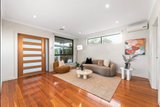 https://images.listonce.com.au/custom/160x/listings/537-waverley-road-glen-waverley-vic-3150/609/01980609_img_03.jpg?X6uhPOaCtcw