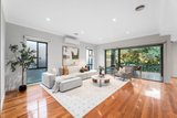 https://images.listonce.com.au/custom/160x/listings/537-waverley-road-glen-waverley-vic-3150/609/01980609_img_09.jpg?4S_3xtc5MCY
