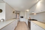 https://images.listonce.com.au/custom/160x/listings/537-waverley-road-malvern-east-vic-3145/668/00122668_img_06.jpg?nepaiGWiJ28