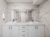 https://images.listonce.com.au/custom/160x/listings/539-wooddale-grove-donvale-vic-3111/354/01648354_img_09.jpg?63puunW_5DU
