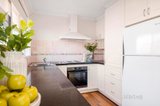 https://images.listonce.com.au/custom/160x/listings/54-10-napier-street-mornington-vic-3931/973/01502973_img_06.jpg?TKv8jK8nChQ