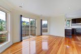 https://images.listonce.com.au/custom/160x/listings/54-6-cambridge-road-mooroolbark-vic-3138/292/00139292_img_03.jpg?bgQkXrXuhWY