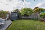 https://images.listonce.com.au/custom/160x/listings/54-bradley-avenue-thornbury-vic-3071/492/01561492_img_04.jpg?kzQroMdfhzw