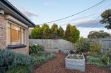 https://images.listonce.com.au/custom/160x/listings/54-bradley-avenue-thornbury-vic-3071/492/01561492_img_14.jpg?2XrdxSzyGtY